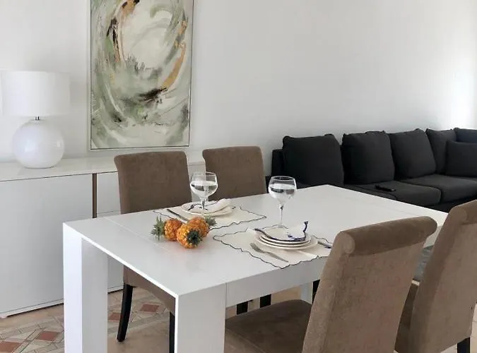 Azores Terrace T2 아파트 *